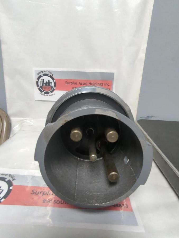 RUSSELLSTOLL,DS2414MP,PLUG 200 AMP 600VOLT NOS