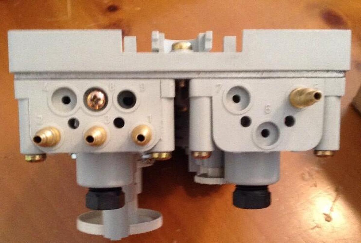 Honeywell, RP920B 1031 3,Pneumatic Received Controller Dual Input Direct Acting