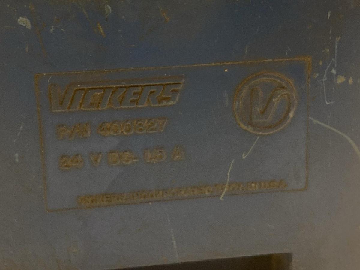 Used Vickers,400827,Solenoid Valve Coil 24VDC 1.5A