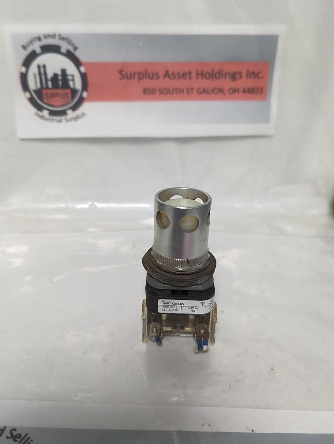 Used ALLEN BRADLEY,800T-QA24W,SER T WHITE ILLUMINATED PUSH BUTTON 24V AC/DC PRE-OWNED