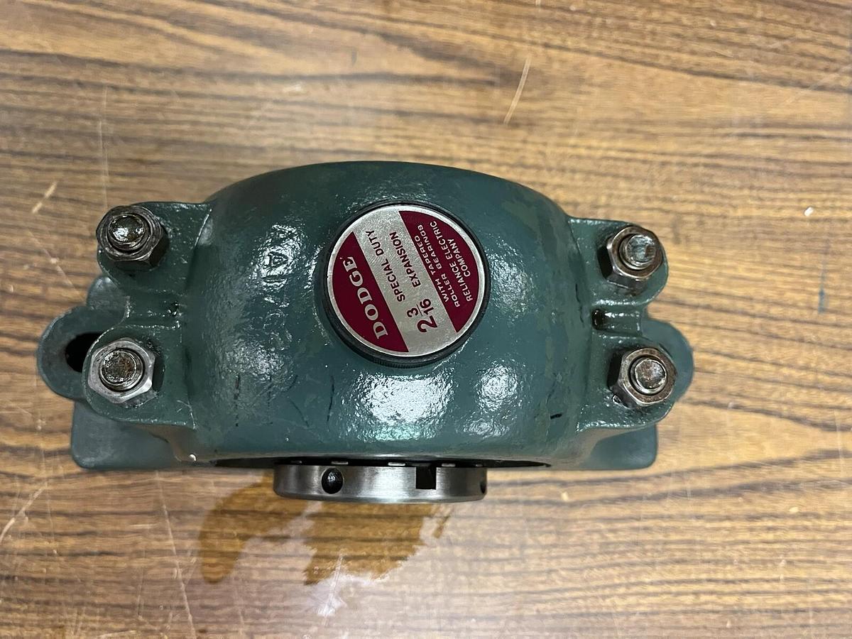 Used DODGE,2-3/16",SPECIAL DUTY EXPANSION PILLOW BLOCK BEARING