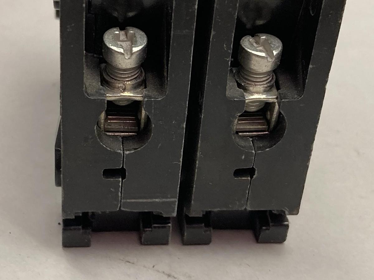 Cutler-Hammer,BR220,Type C220 1-Pole Circuit Breaker 20A 120/240V