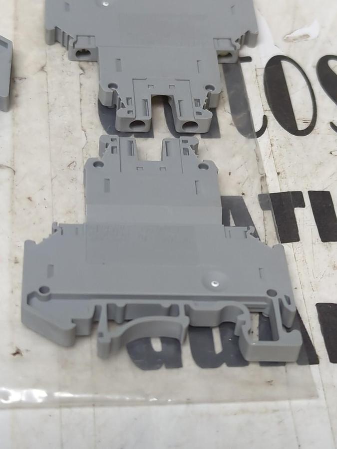 PHEONIX,TYPE UKK3,RAIL MOUNT TERMINAL BLOCK LOT OF 10 NOS