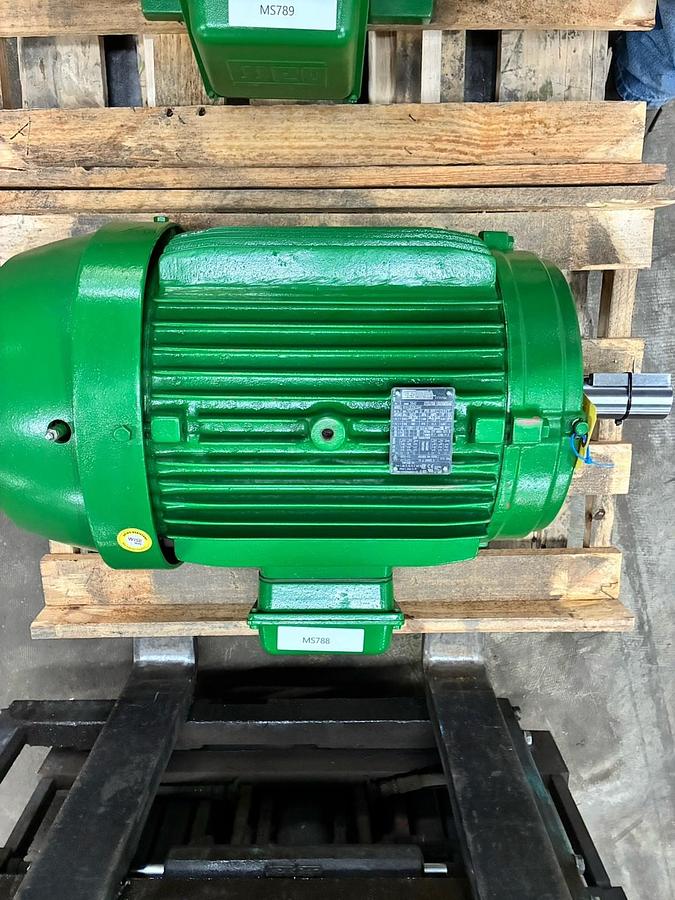 WEG,01512ET3E284T,MOTOR 15HP 3PH 1180RPM 284T 208-230/460V