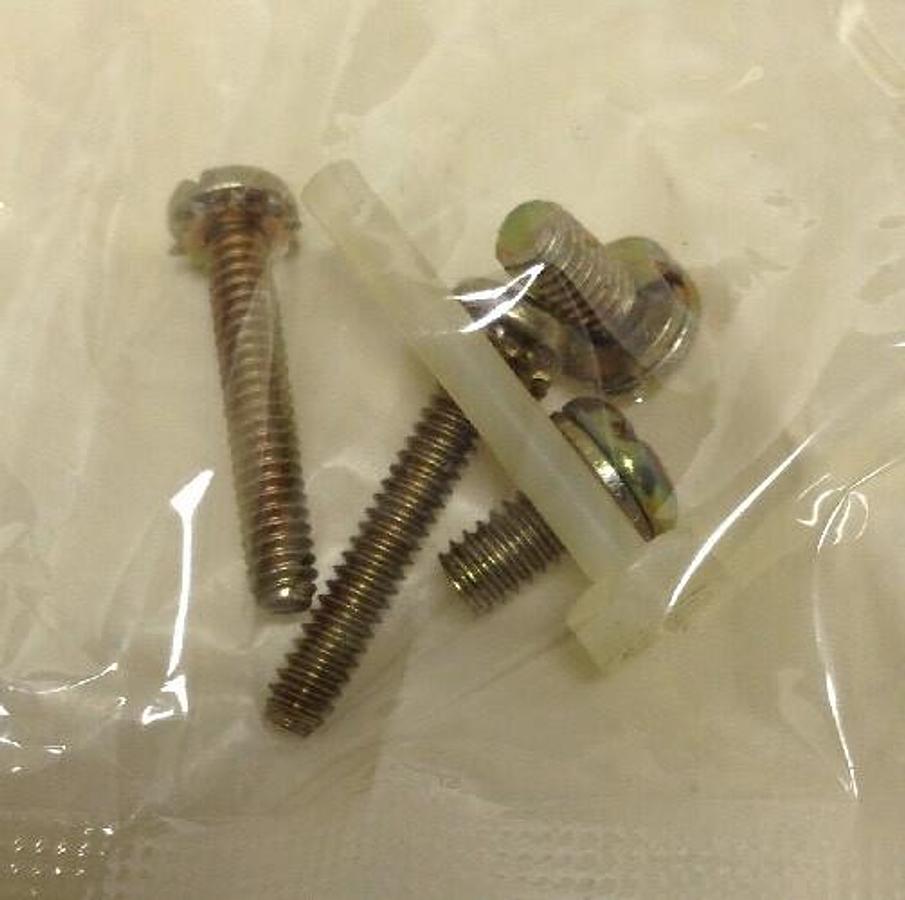 Square D,9999 R4,Instantaneous Contact Kit 81503
