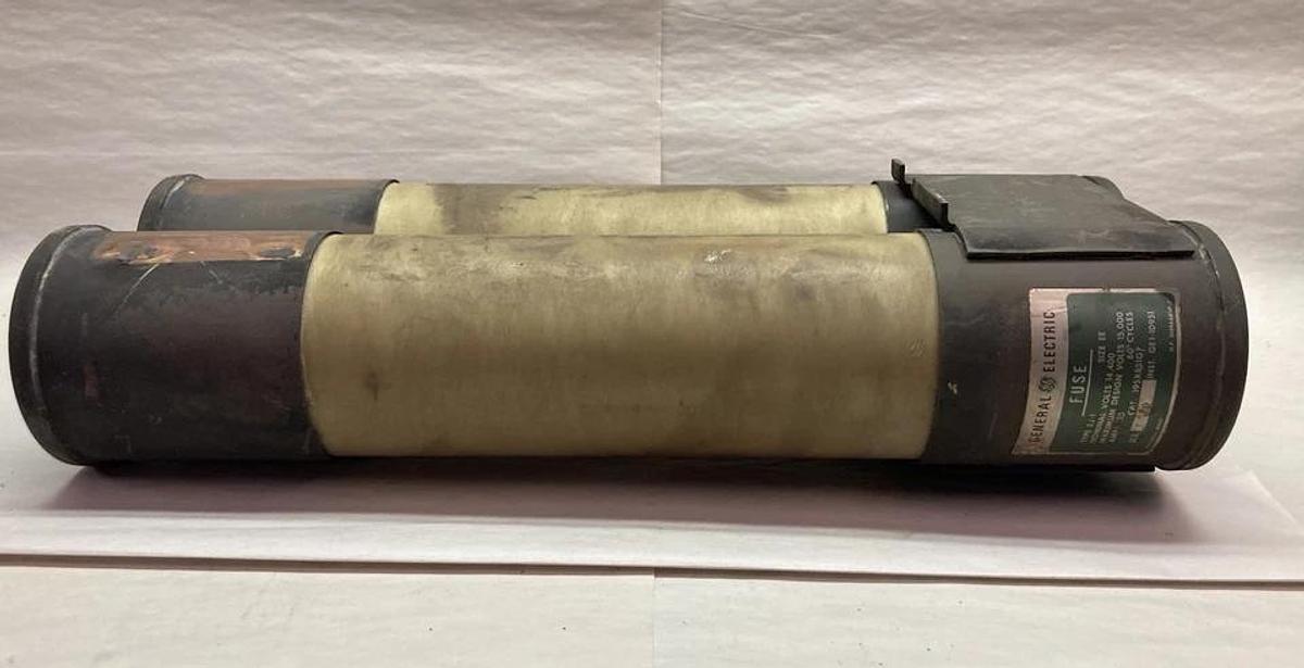 Used General Electric,Type EJ-1 195X851G7, Size EE Fuse 125A 14400V