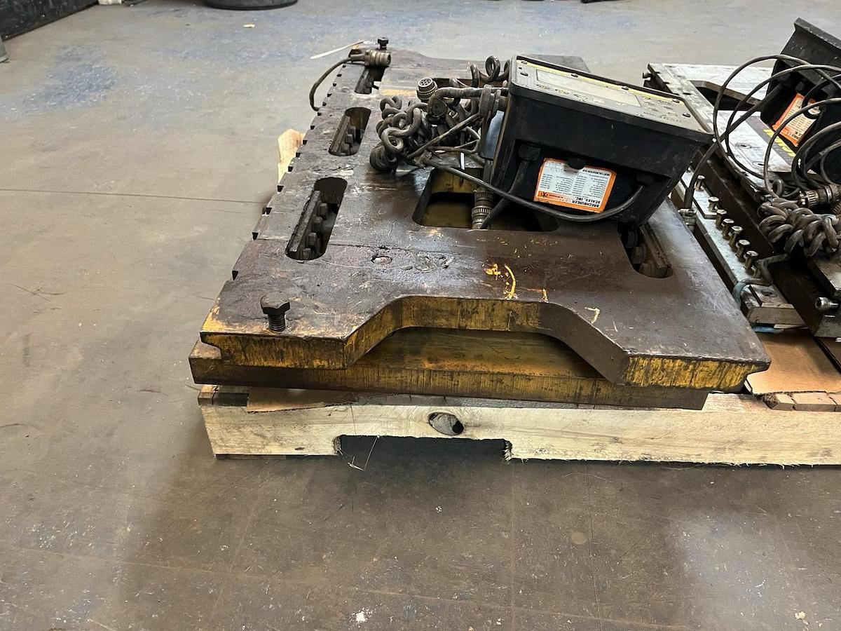 Used FORKLIFT,8000 LBS,WEIGH SCALE MSI 3650 DIGITAL WEIGHT INDICATOR