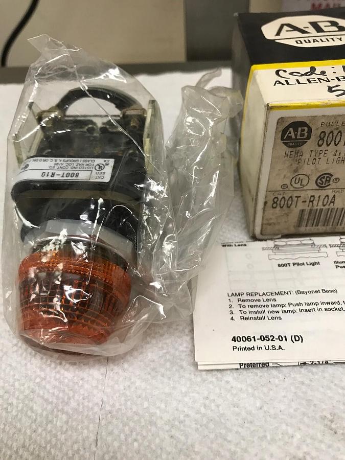 Allen Bradley,800T-R10A,Amber Lens Pilot Light