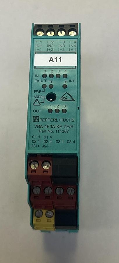 Used PEPPERL & FUCHS,VBA-4E3A-KE-ZE/R,AS-INTERFACE SENSOR/ACTUATOR MODULE