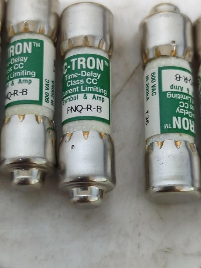 COOPER BUSSMANN,FNQ-R-8 CC-TRON,TIME-DELAY CLASS-CC FUSE BOX OF 9 NOS