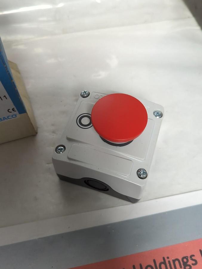BACO,224211,RED MUSHROOM HEAD E-STOP CONTROL STATION NOS