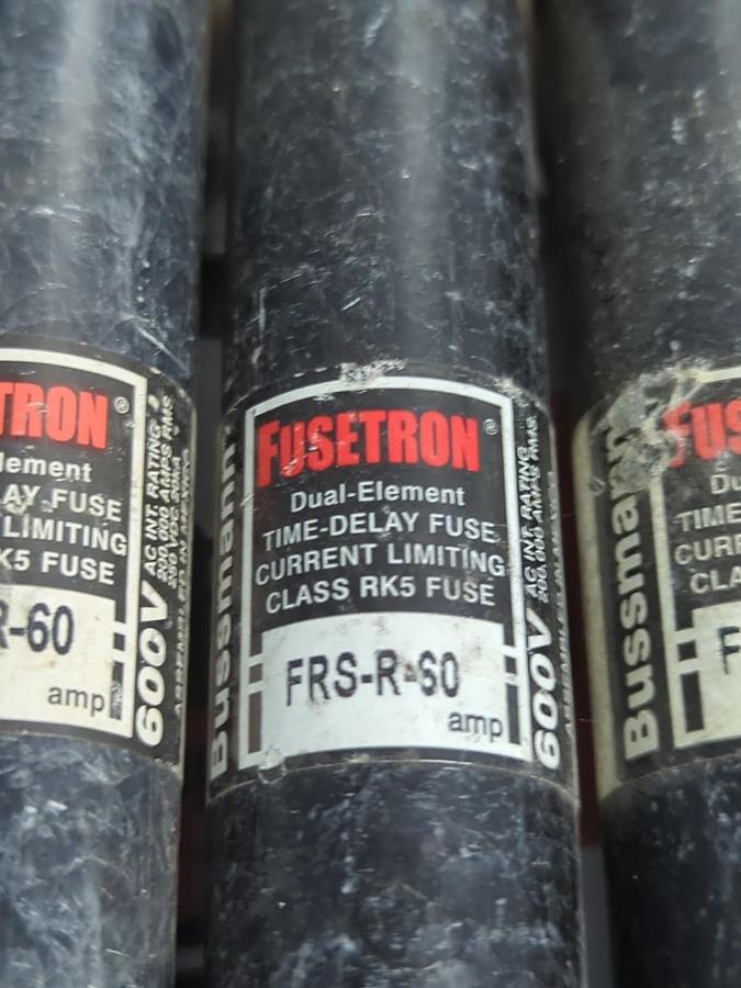 Used COOPER BUSSMANN,FRS-R-60,FUSETRON FUSE 60 AMP LOT OF 16 PRE-OWNED