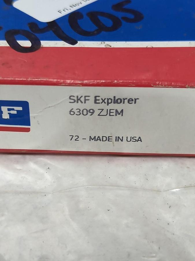 SKF,6309 ZJEM,DEEP GROOVE BALL BEARING SINGLE METAL SHIELDED NOS
