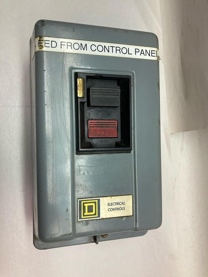 Used Squarer D,Class 2510,Manual Starter 600V Size M-0 and M-1