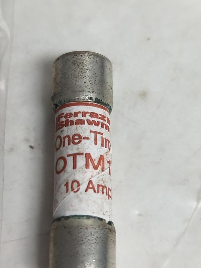 Used FERRAZ SHAWMUT,OTM10,ONE-TIME 10 AMP FUSE LOT OF 19 NOS