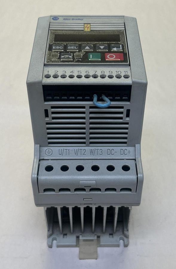 Used ALLEN BRADLEY,160-BA02NPS1,VARIABLE SPEED DRIVE