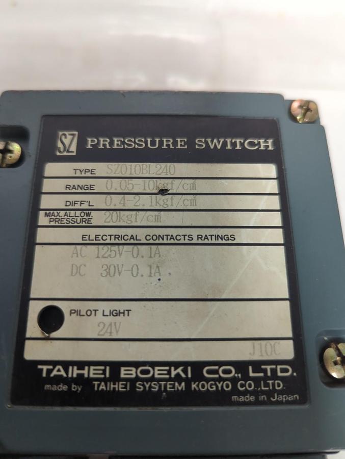 Used TAIHEI BOEKI,SZ010BL240,PRESSURE SWITCH 125V-0.1A AC/30V-0.1A DC PRE-OWNED