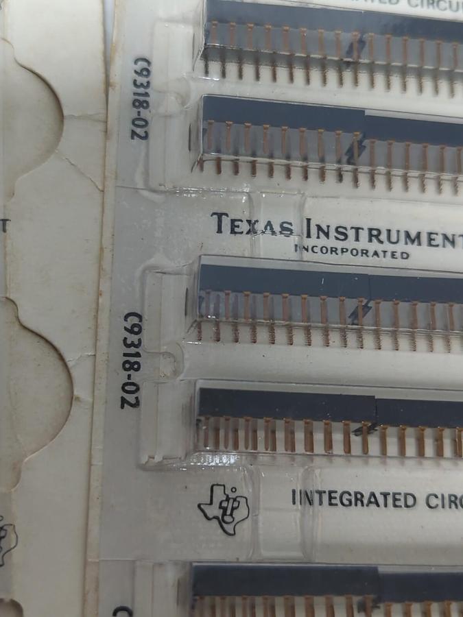 TEXAS INSTRUMENTS,C9318-02,INTEGRATED CIRCUIT SOCKET CONNECTORS LOT OF 160 NOS