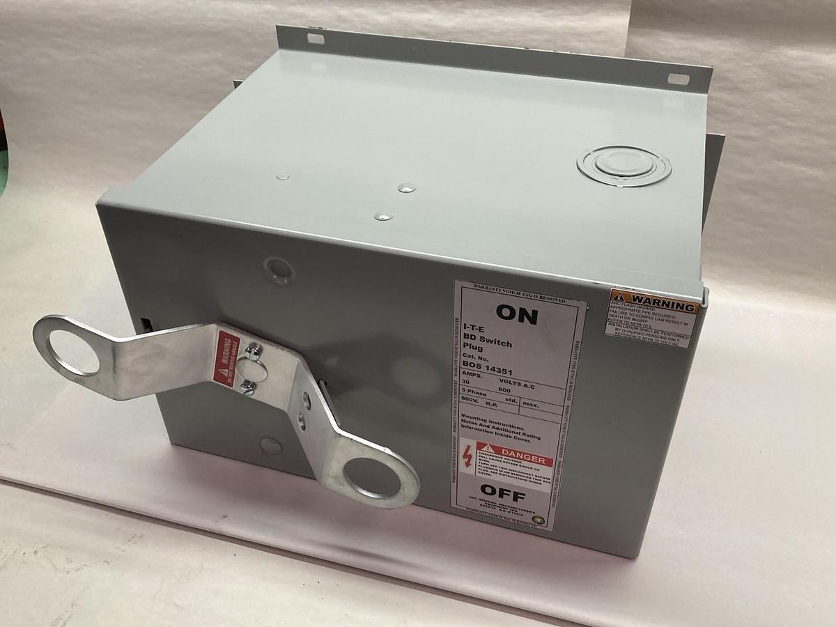 Used Siemens ITE,BOS 14351,3-Phase BD Switch Buss Plug 600Vac 30A