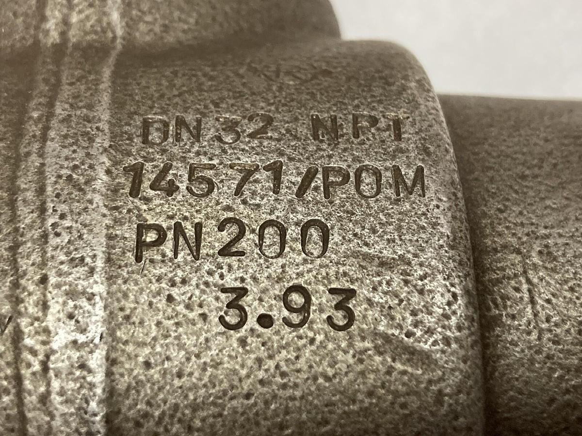 Rotelman,PN200,1 1/4 Inch Hydraulic Valve 32 NPT