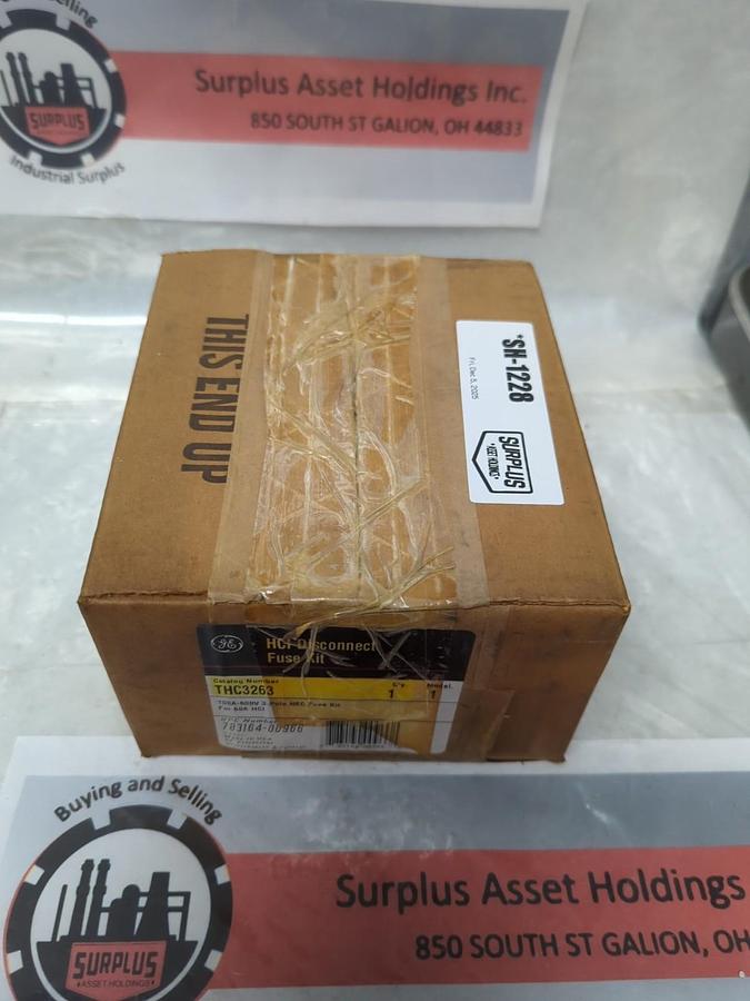 GE,THC3263,HCI DISCONNECT FUSE KIT 100A-600V 3-POLE NEC NOS