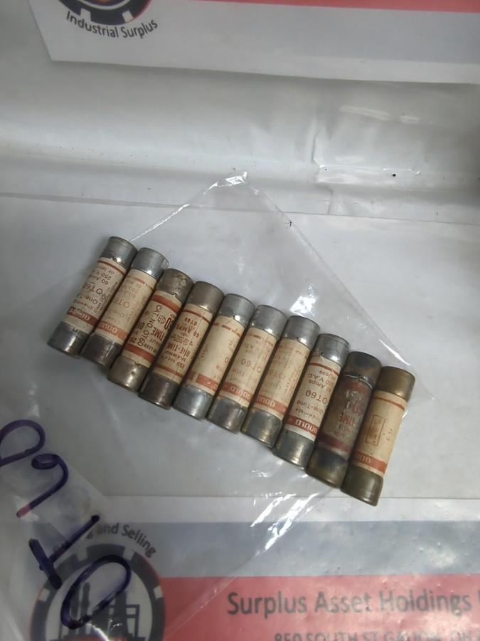Used GOULD SHAWMUT,OT60,ONE-TIME FUSE 60 AMP LOT OF 10 PRE-OWNED