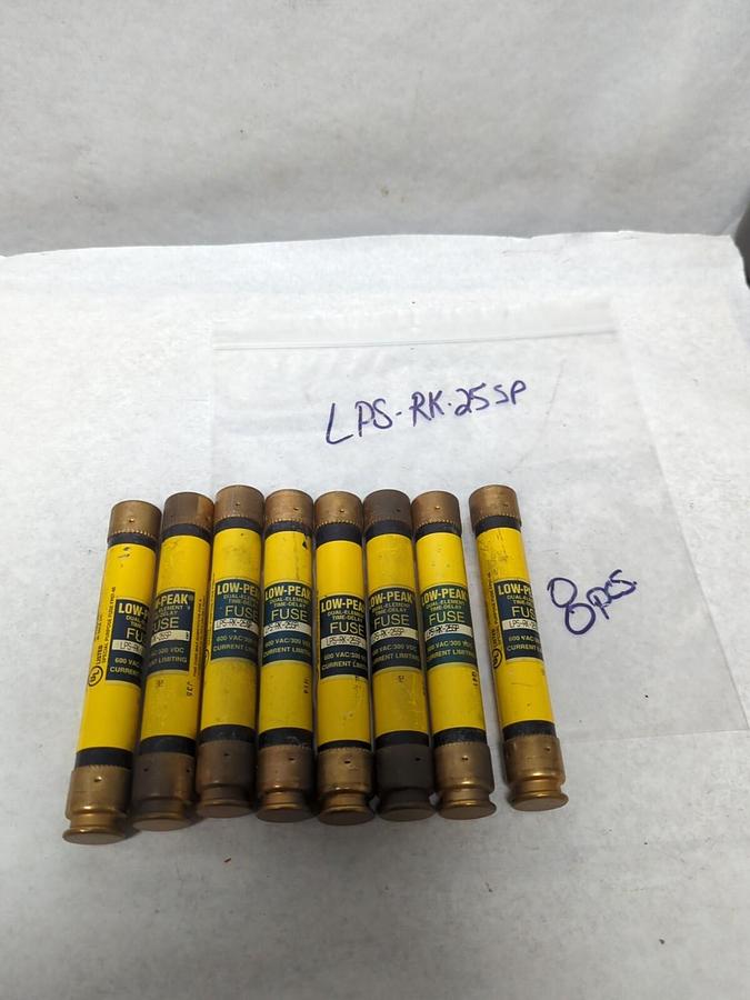 Used COOPER BUSSMANN,LPS-RK-25SP,LOW-PEAK 25 AMP FUSE LOT OF 8 PRE-OWNED