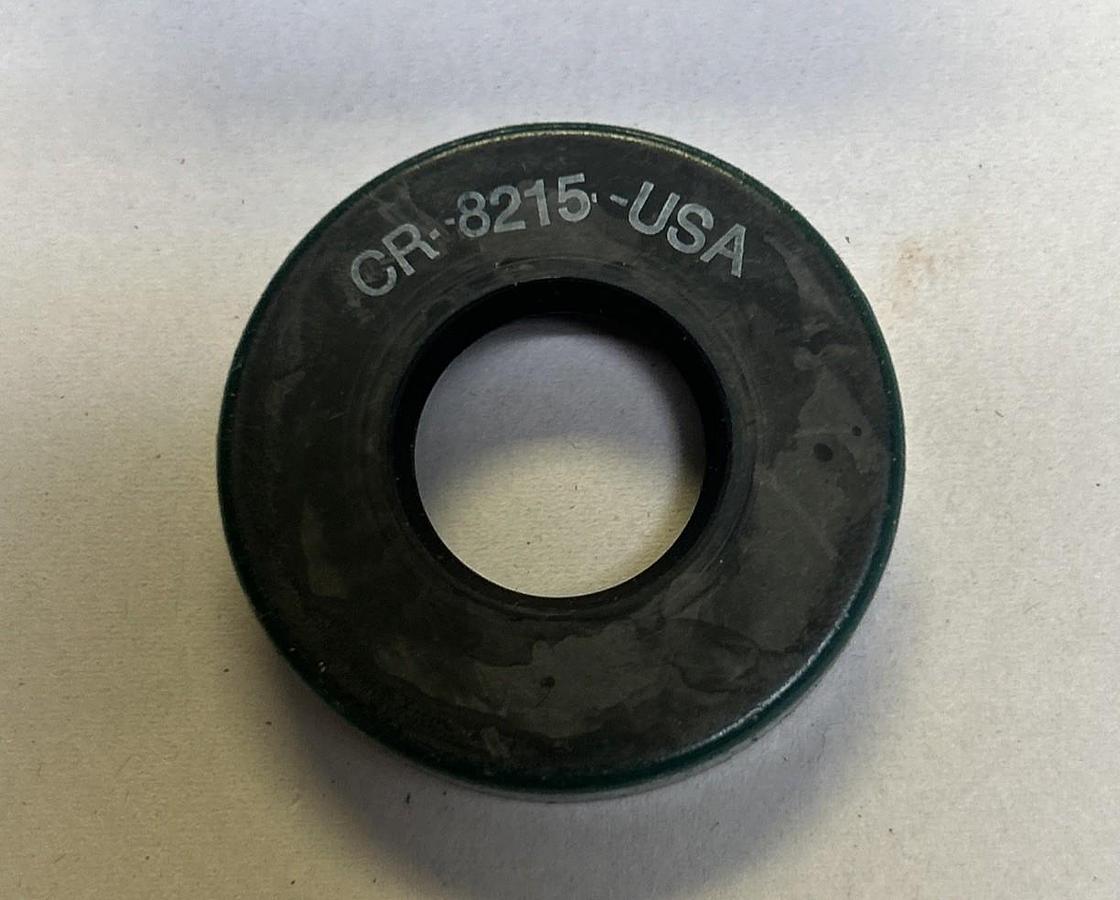 CHICAGO RAWHIDE,8215,OIL SEALS LOT OF 5 NOS