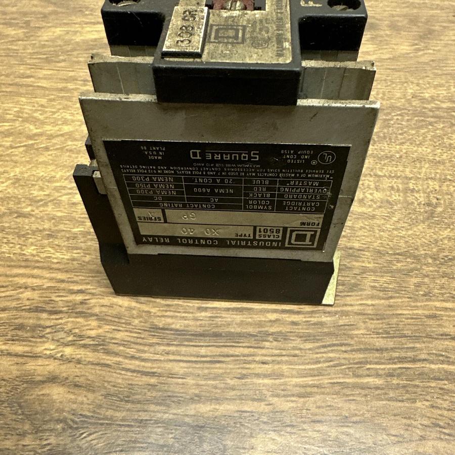 Used Square D,X0 40,Control Relay