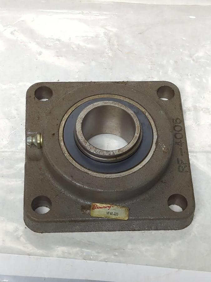 Used BROWNING,VF4E-223,4-BOLT FLANGE BEARING 1-7/16 INCH BORE PRE-OWNED