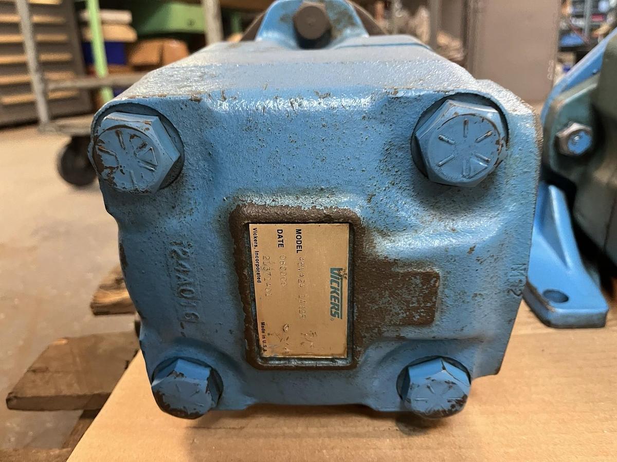 Used VICKERS,45V42A-1A22R,HYDRAULIC VANE PUMP