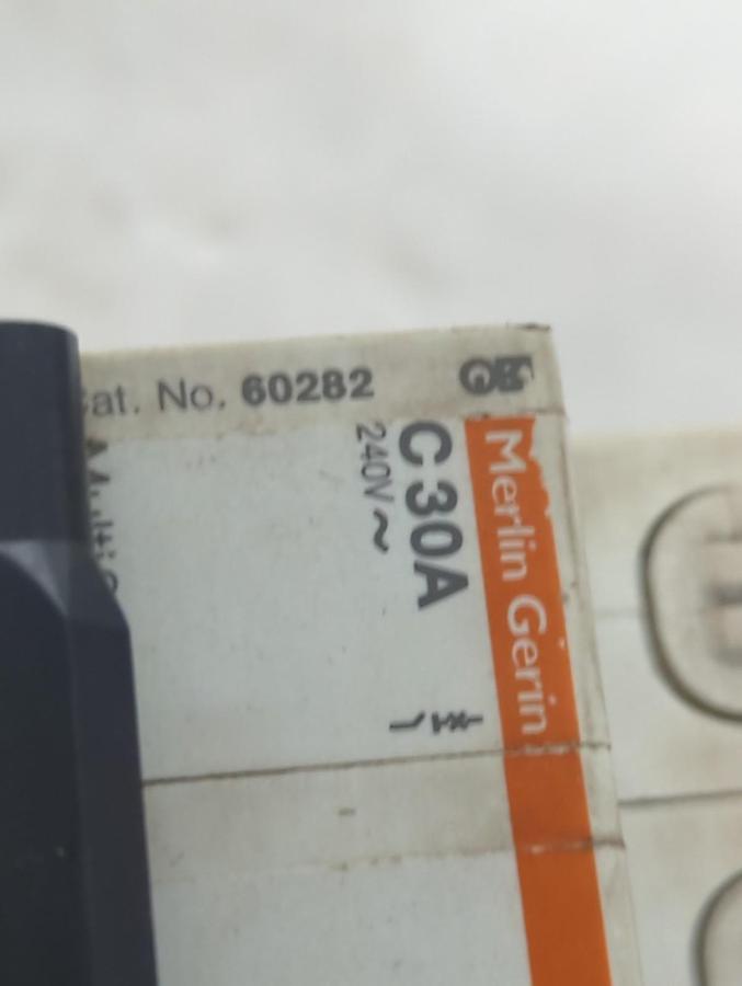 Used MERLIN GERIN,60282,CIRCUIT BREAKER C 30A 240V PRE-OWNED