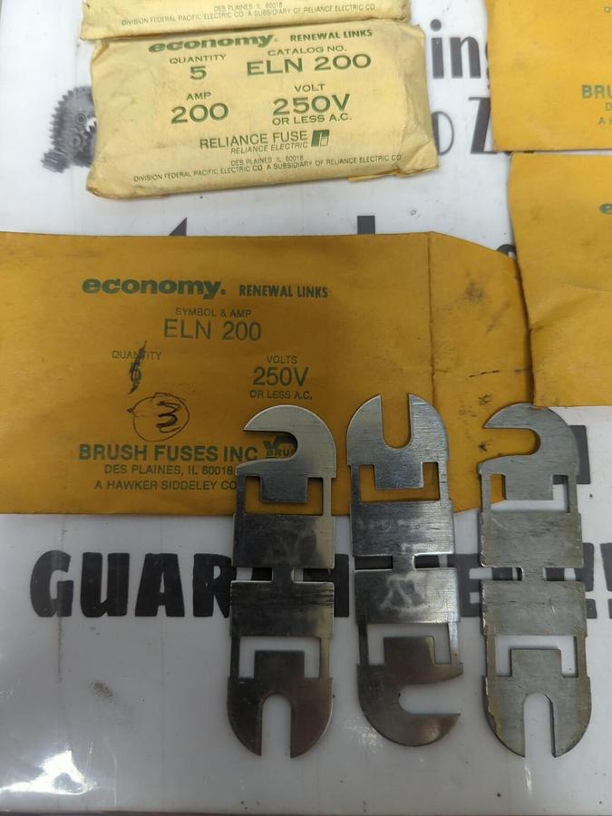 ECONOMY,ELN 200,RENEWAL FUSE LINKS LOT OF 33 NOS