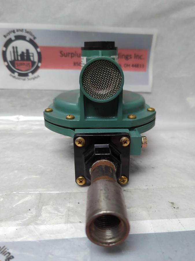 Used FISHER,R622-BCF,PRESSURE REGULATOR ORFICE 7/32 INCH 10 PSI PRE-OWNED