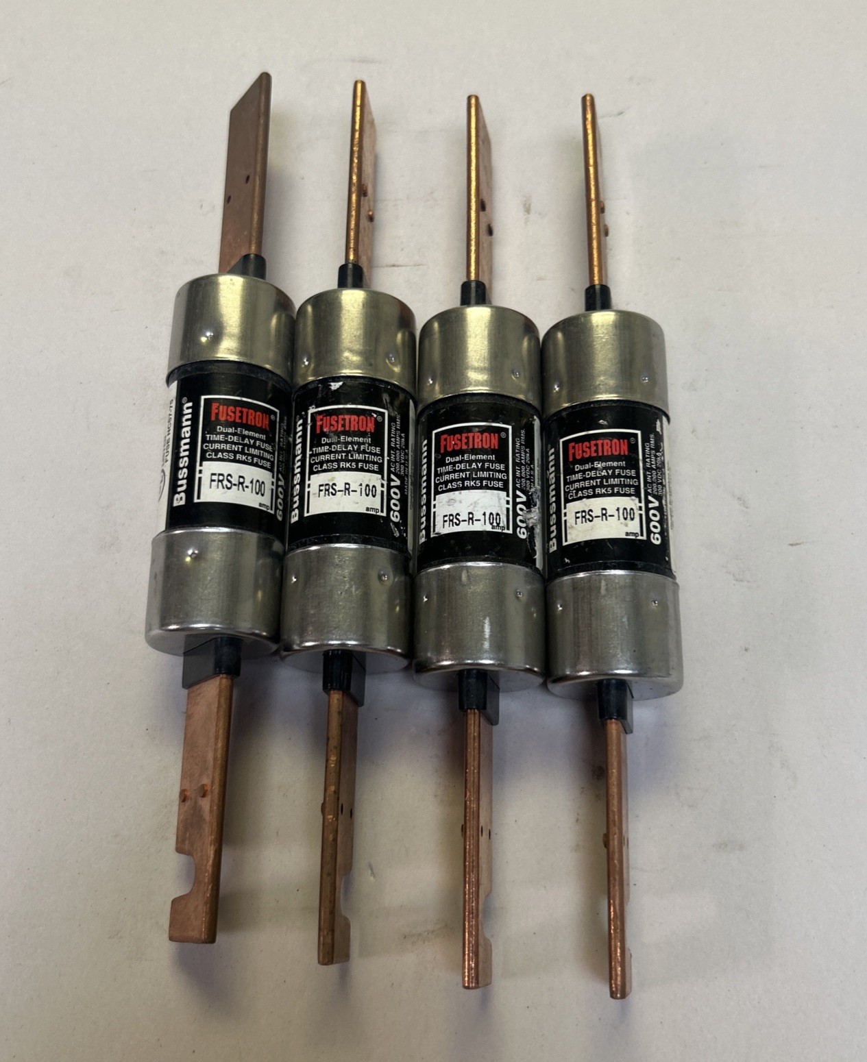 Used COOPER BUSSMANN,FRS-R-100,FUSETRON FUSE 100A 600V LOT OF 4