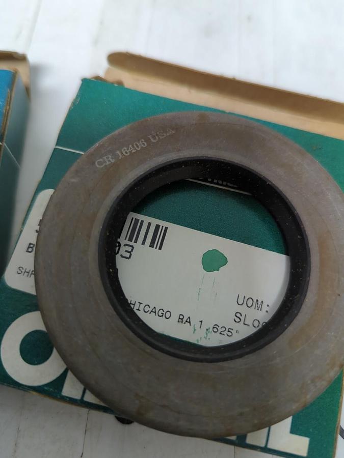 CHICAGO RAWHIDE,16046,OIL SEALS 1.625 IN X 2.879 IN LOT OF 2 NOS