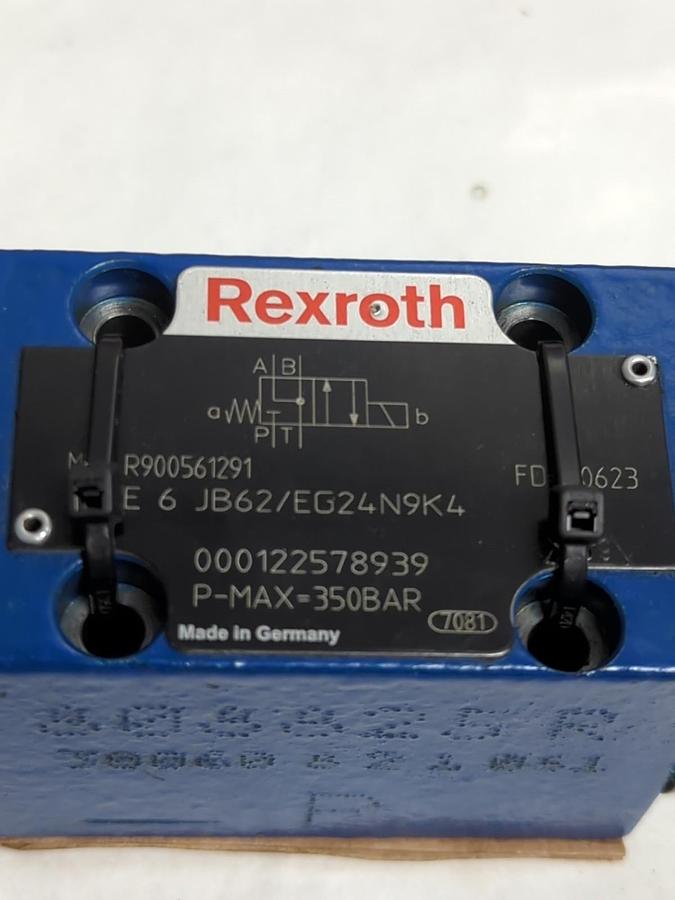 REXROTH,R900561291,DIRECTIONAL CONTROL VALVE JB62/EG24N9K4 NOS