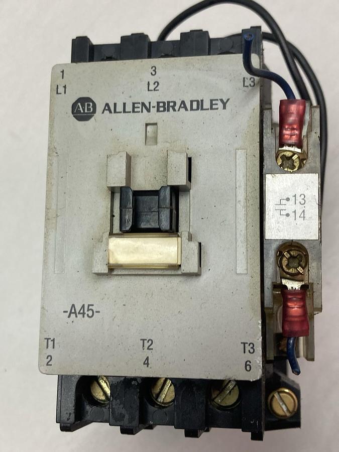 Used Allen Bradley,100-A45N*3,Contactor Ser C