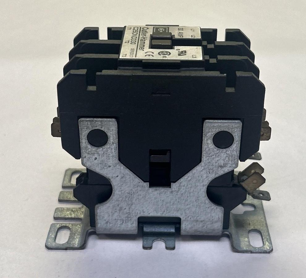 Used CUTLER-HAMMER,C25DND330,CONTACTOR 30A