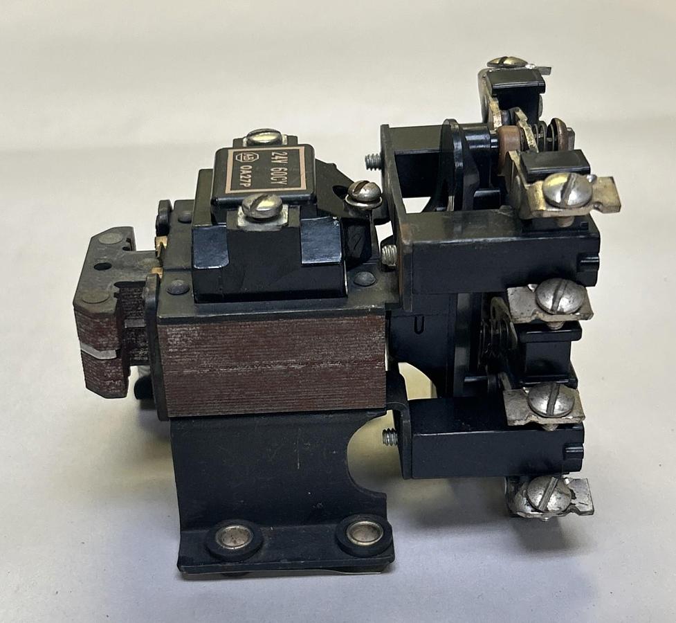 Used ALLEN BRADLEY,700B22,RELAY