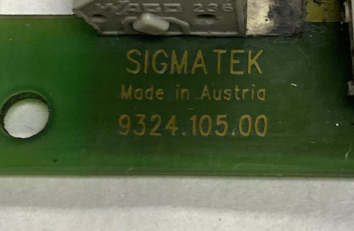 Used SIGMATEK,9324.105.00,RELAY CIRCUIT BOARD