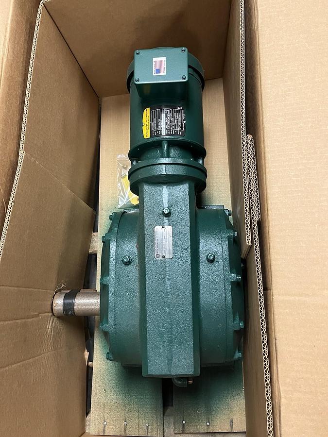 Master Power Transmission,30BD01301501,GEAR SPEED REDUCER RATIO 240 1HP OUT 7RPM