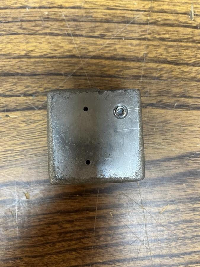 Used LUIBRIQUIP,562444-01-808,FEEDER CYCLES VALVE