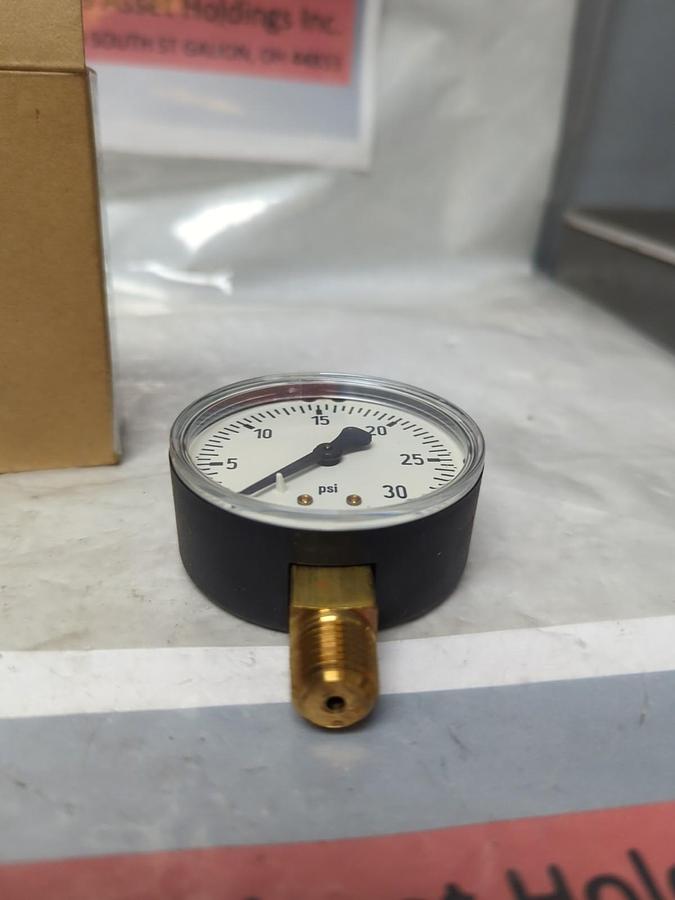 WIKA,4253116,GAUGE RANGE 30PSI 1/4 IN NPT BOTTOM CONNECTION 2-1/2 IN FACE NOS