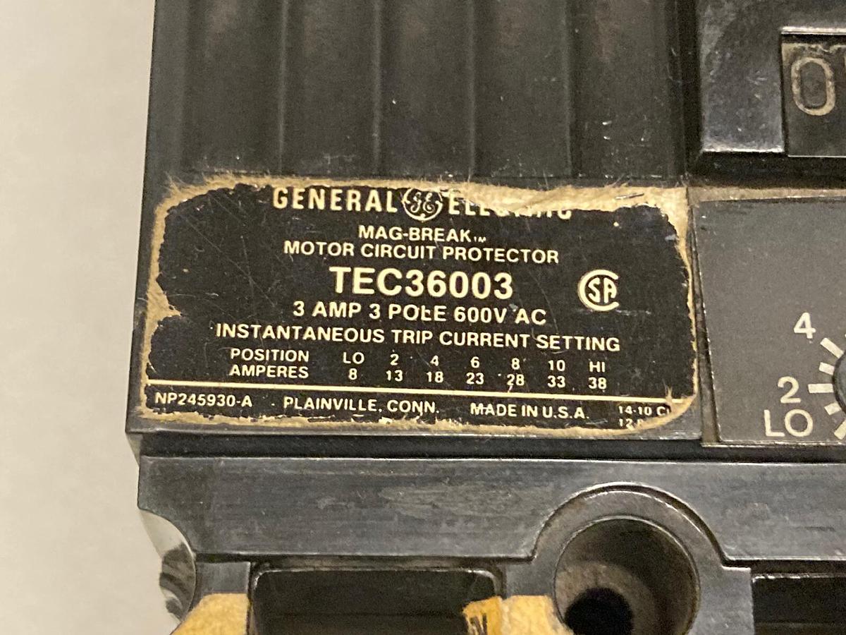 Used General Electric,TEC36003,3-Pole Circuit Breaker 600Vac 3 Amp