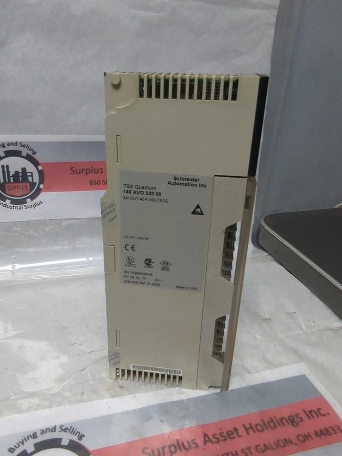 Used SCHNEIDER AUTOMATION,140 AVO 020 00,TSX QUANTUM ANALOG OUTPUT MODULE USED