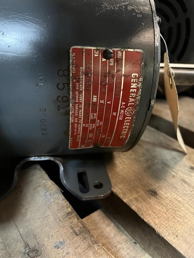 Used GENERAL ELECTRIC,5K47SG8007,MOTOR 2HP 3450RPM 3PH 145T