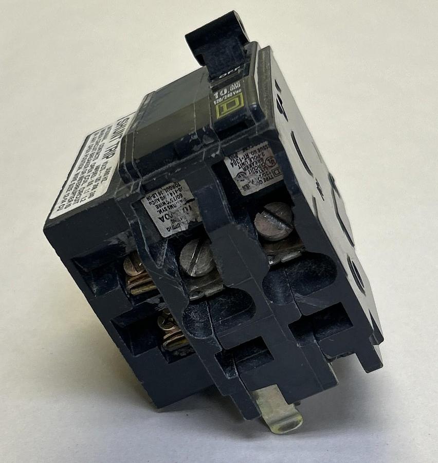 Used SQUARE D,Q0B2301021,CIRCUIT BREAKER 30A 120/240V 2POLE