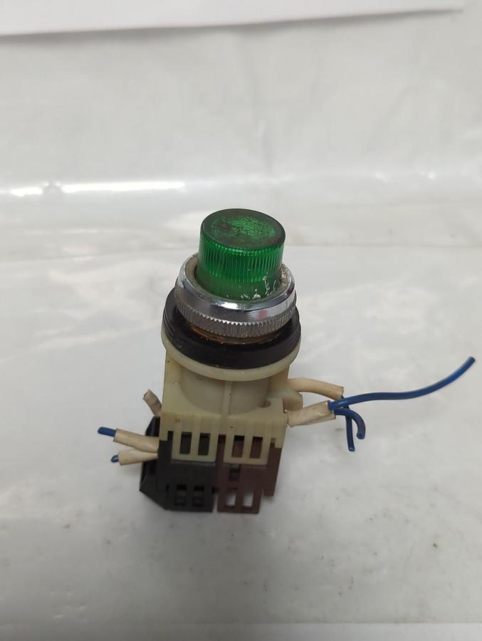 Used FUJI ELECTRIC,AH30-L,GREEN PUSHBUTTON PRE-OWNED