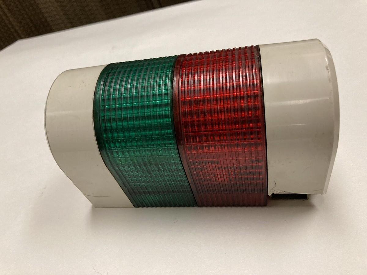 Used Patlite,WM-202-RG,Signal Tower 24V. AC/DC Bulb 28V. 11W.